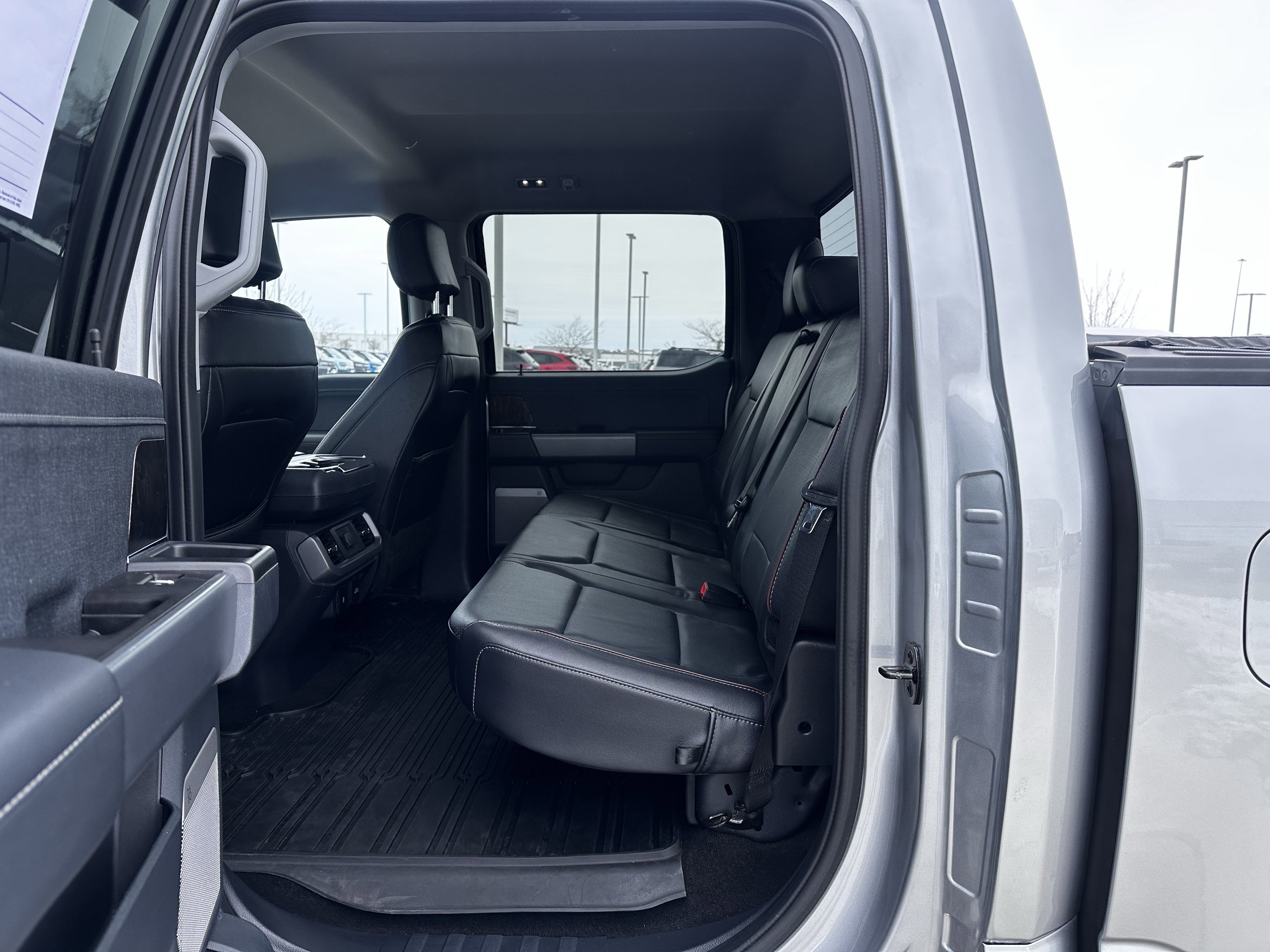 Certified 2022 Ford F150 Lariat w/ Equipment Group 501A Mid image 19