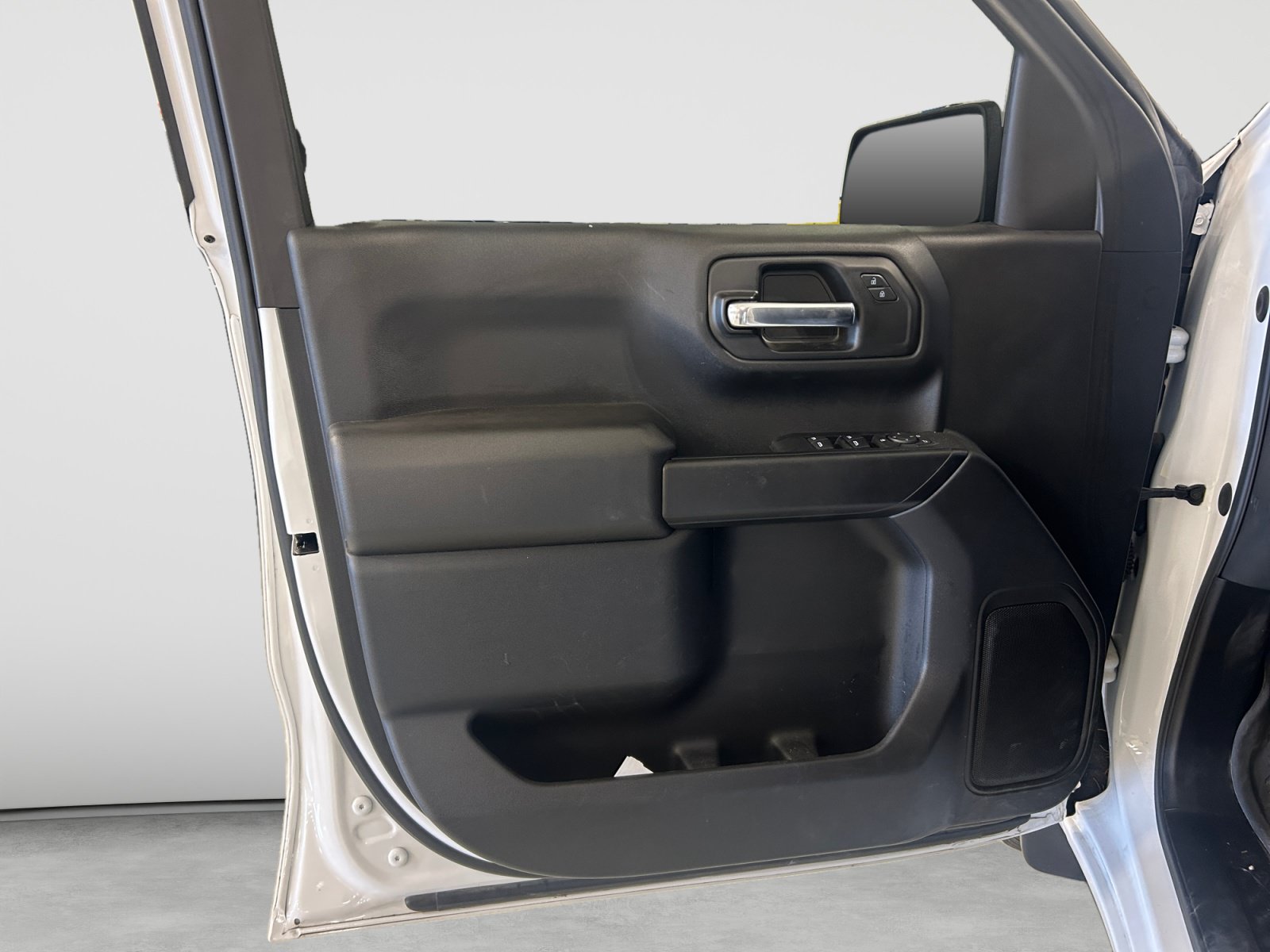 Used 2024 Chevrolet Silverado 1500 Custom RWD image 10