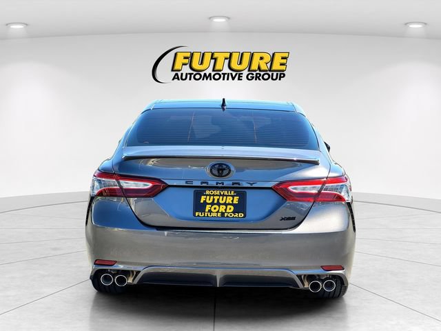 Used 2020 Toyota Camry XSE FWD image 5
