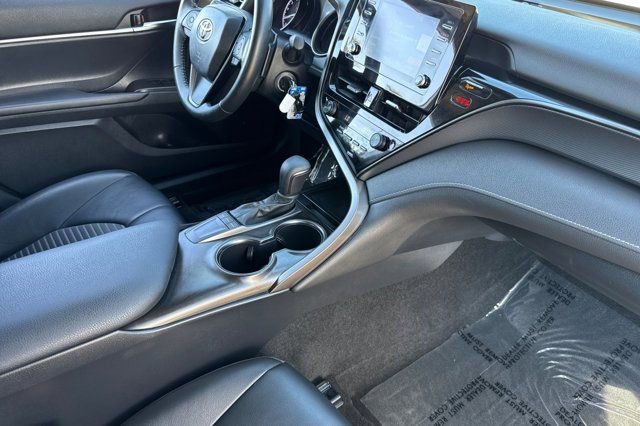 Used 2023 Toyota Camry SE w/ Protection Package (Q2) (TMS) image 17