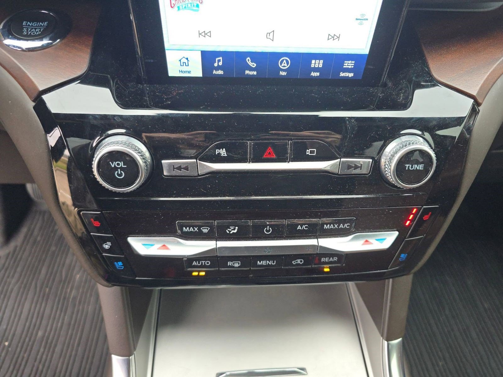 Certified 2022 Ford Explorer King Ranch w/ Technology Package image 16