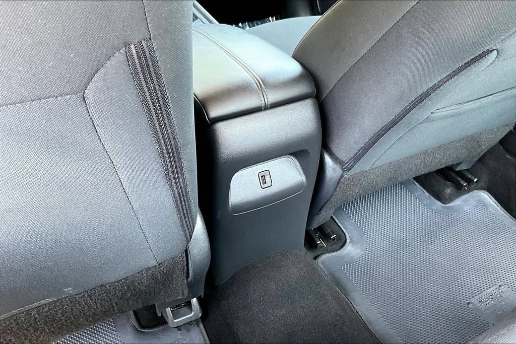 Used 2024 Nissan Sentra SV FWD image 12
