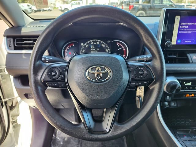 Used 2023 Toyota RAV4 LE AWD/4WD image 26