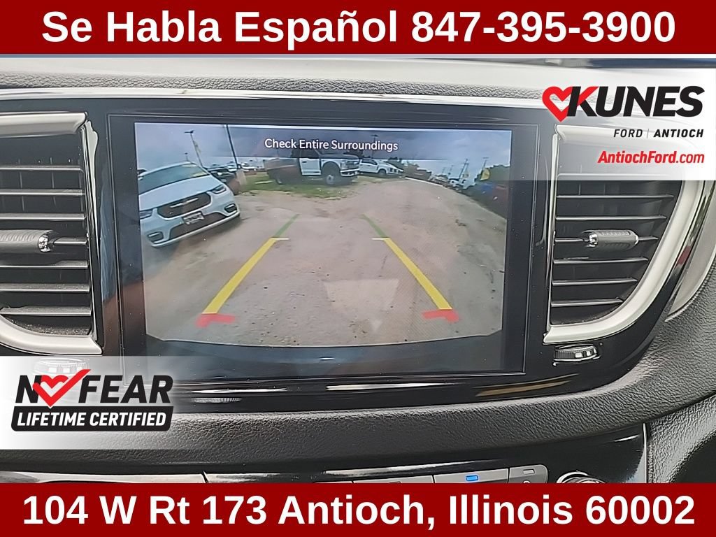 Used 2025 Chrysler Pacifica Select FWD image 27