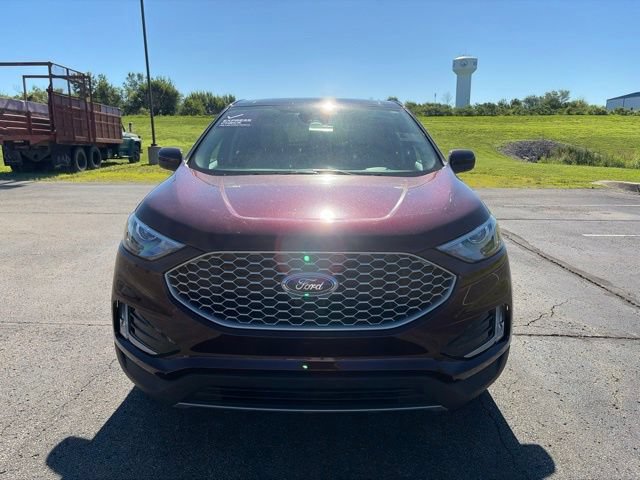 Certified 2023 Ford Edge SEL w/ Convenience Package AWD/4WD image 2