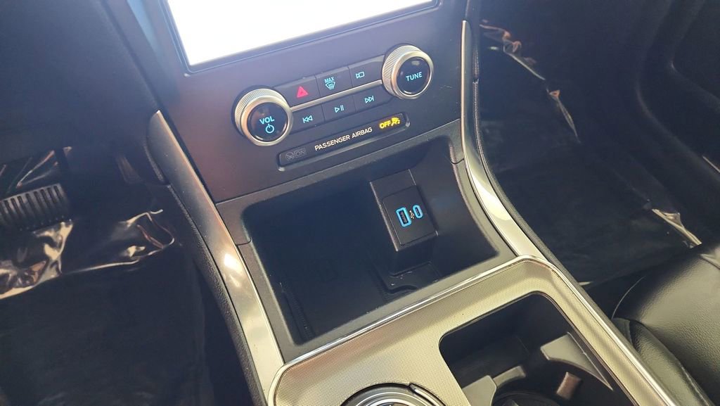 Certified 2024 Ford Edge Titanium image 17