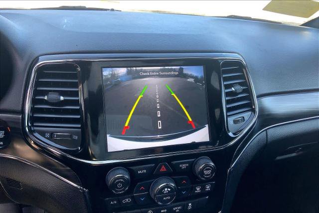 Used 2021 Jeep Grand Cherokee Limited image 29