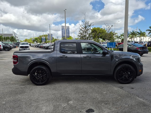 Certified 2026 Ford Maverick Lariat w/ Black Appearance Package AWD/4WD image 4