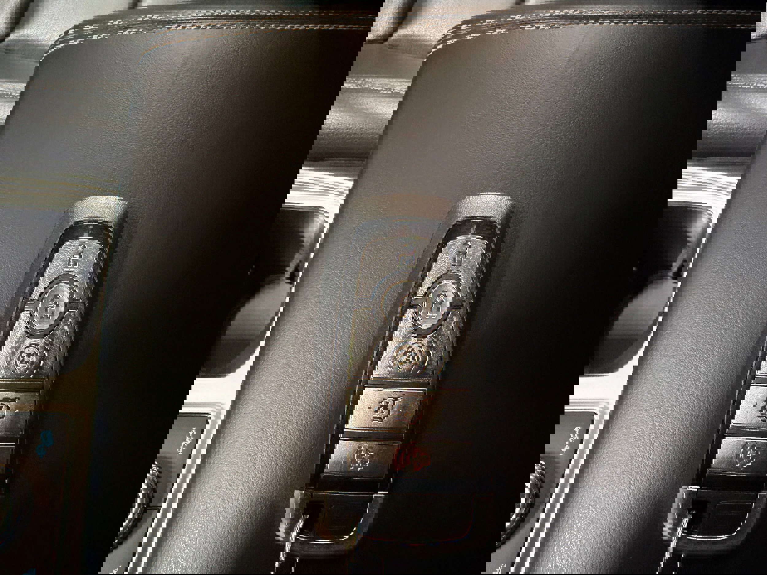 Certified 2020 Ford Explorer XLT w/ Equipment Group 202A image 36