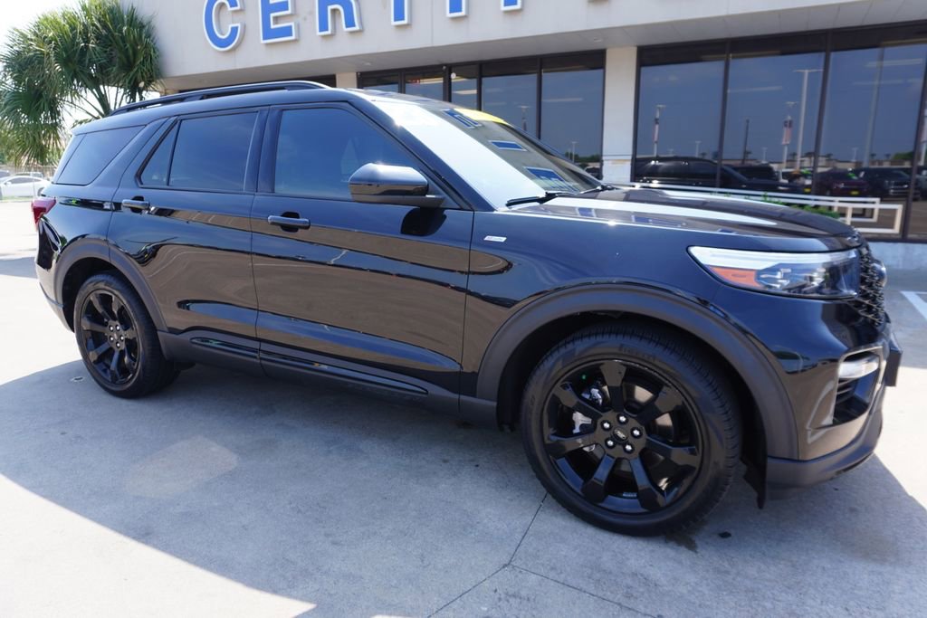 Certified 2023 Ford Explorer ST-Line w/ Class IV Trailer Tow Package