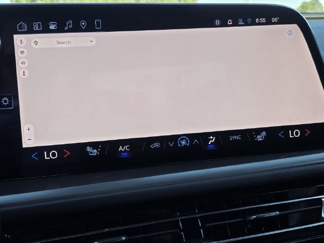 Used 2024 Chevrolet Traverse LS FWD image 10