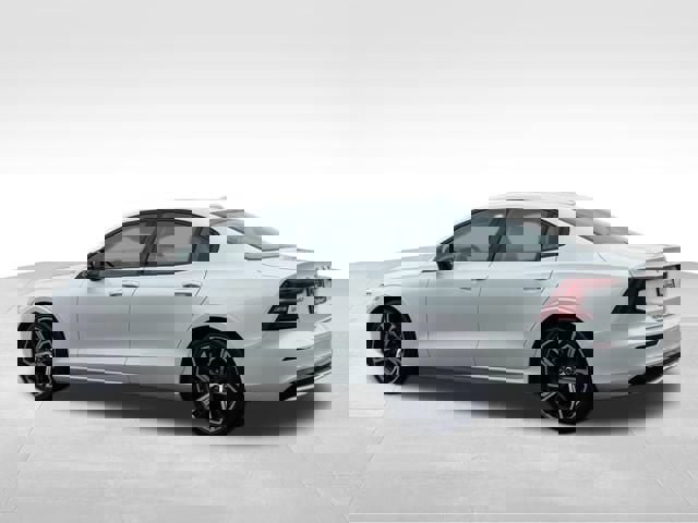 Used 2024 Volvo S60 B5 Core image 3