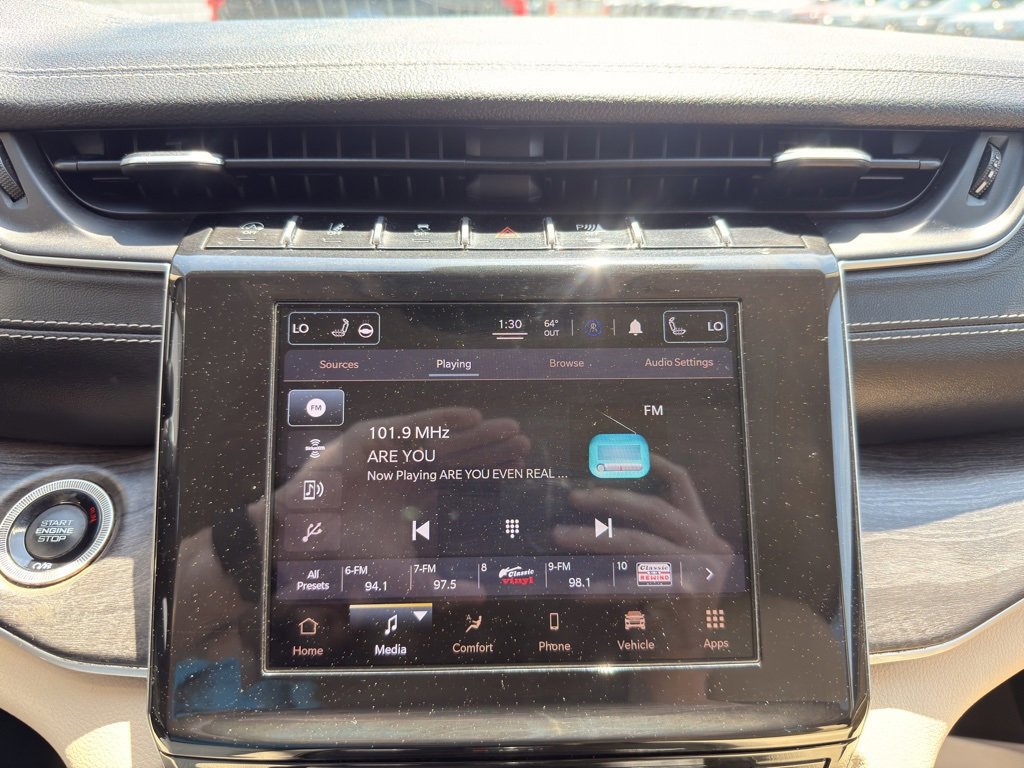 Used 2021 Jeep Grand Cherokee L Limited image 11