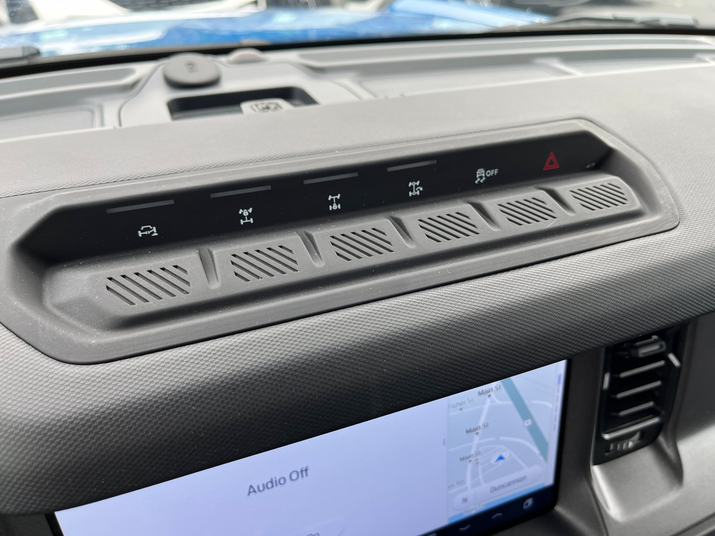 Certified 2025 Ford Bronco Badlands AWD/4WD image 21
