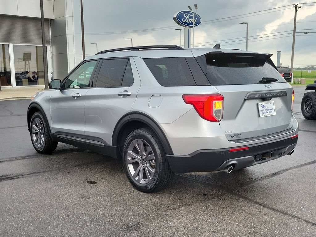 Certified 2023 Ford Explorer XLT w/ Equipment Group 202A AWD/4WD image 6