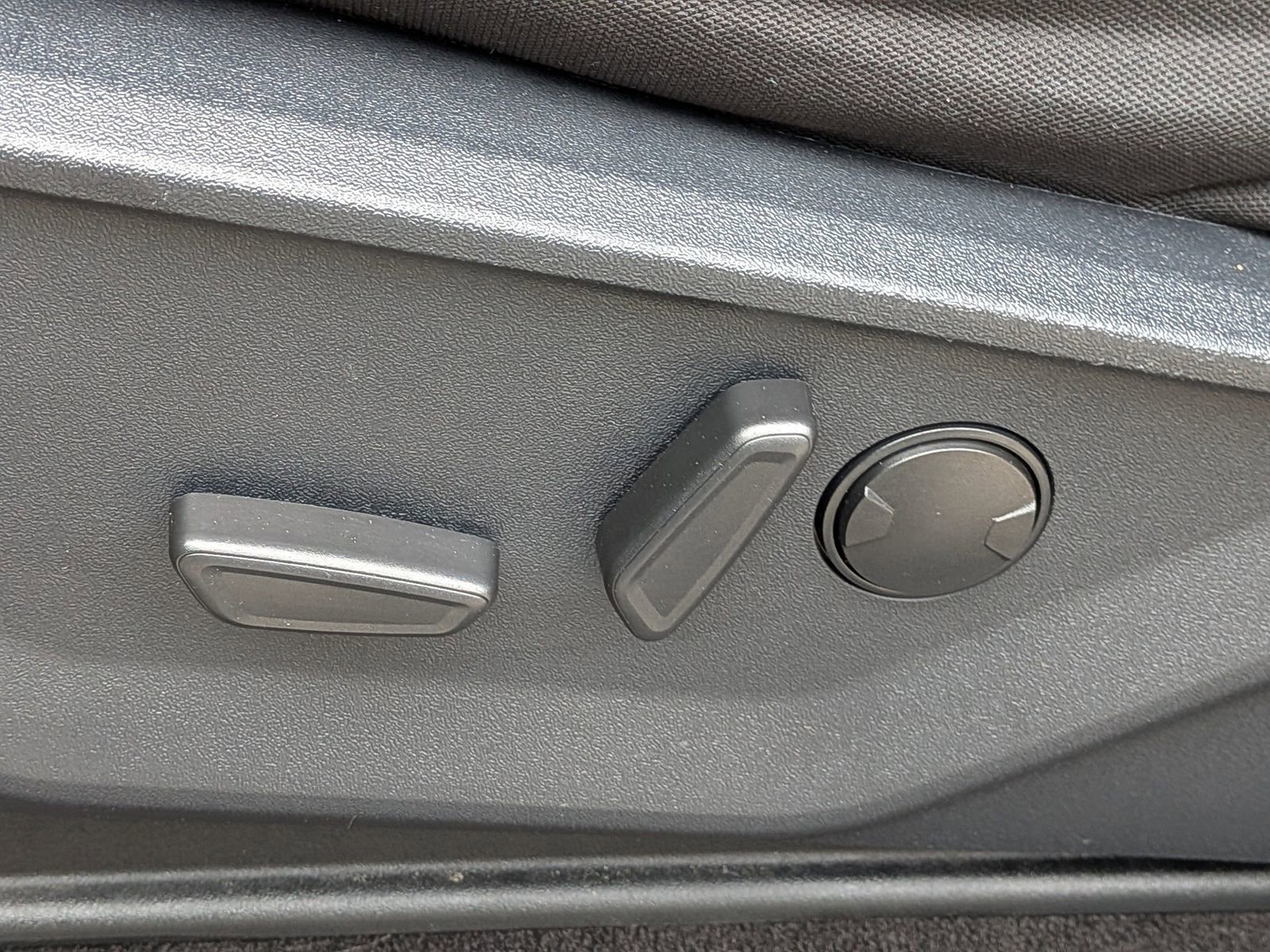 Certified 2023 Ford F150 XLT w/ Equipment Group 302A High image 21