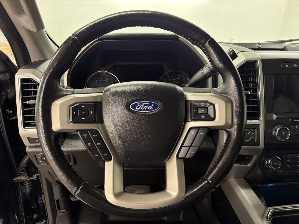 Certified 2021 Ford F250 Lariat w/ Lariat Value Package AWD/4WD image 19