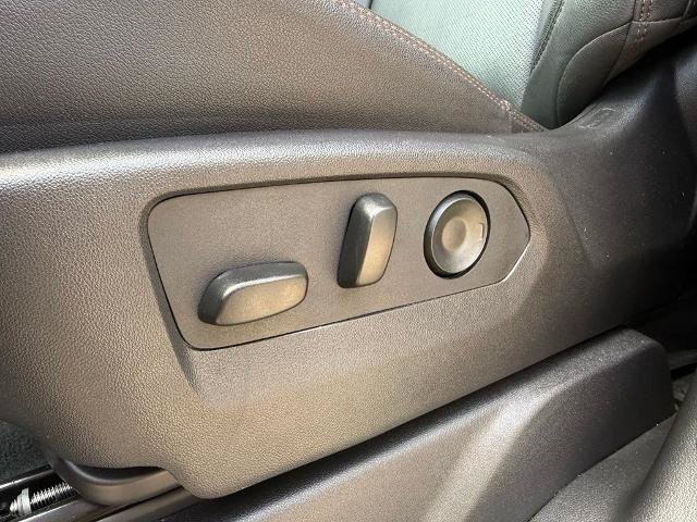 Used 2026 GMC Sierra 2500 AT4 w/ AT4 Premium Plus Package AWD/4WD image 22