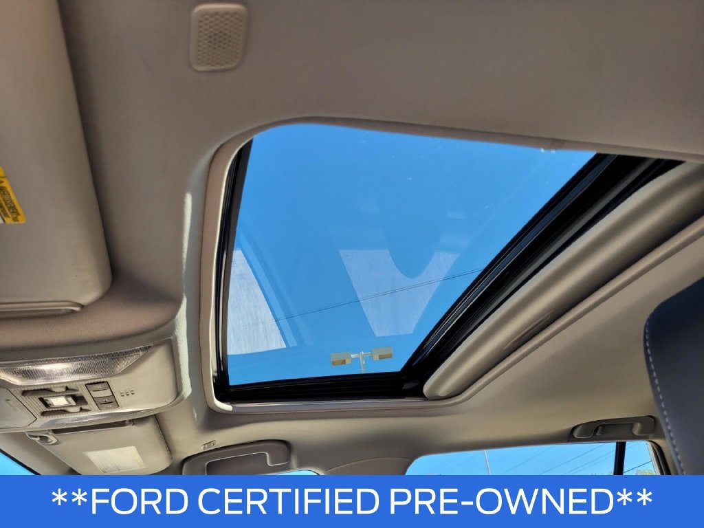 Used 2024 Toyota RAV4 XLE Premium FWD image 18