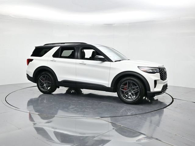 Certified 2025 Ford Explorer ST w/ Sun And Sound Package AWD/4WD video 3