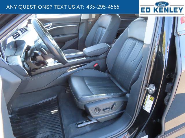 Used 2022 Audi e-tron Premium AWD/4WD image 3