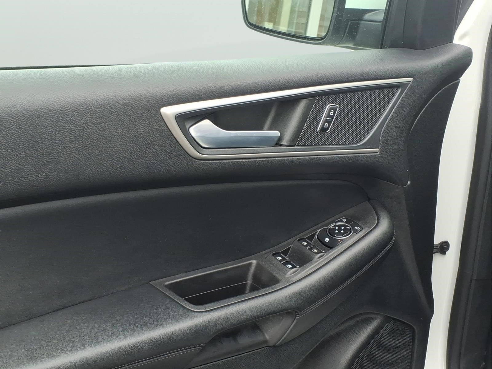 Certified 2023 Ford Edge SEL AWD/4WD image 9