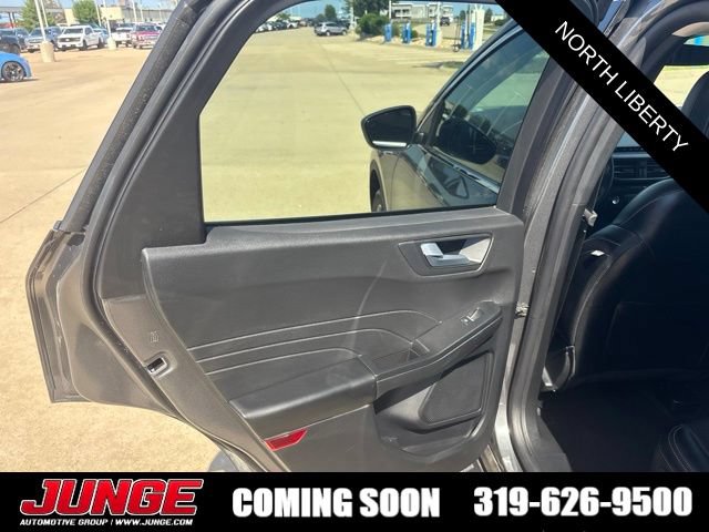 Certified 2025 Ford Escape Platinum AWD/4WD image 15