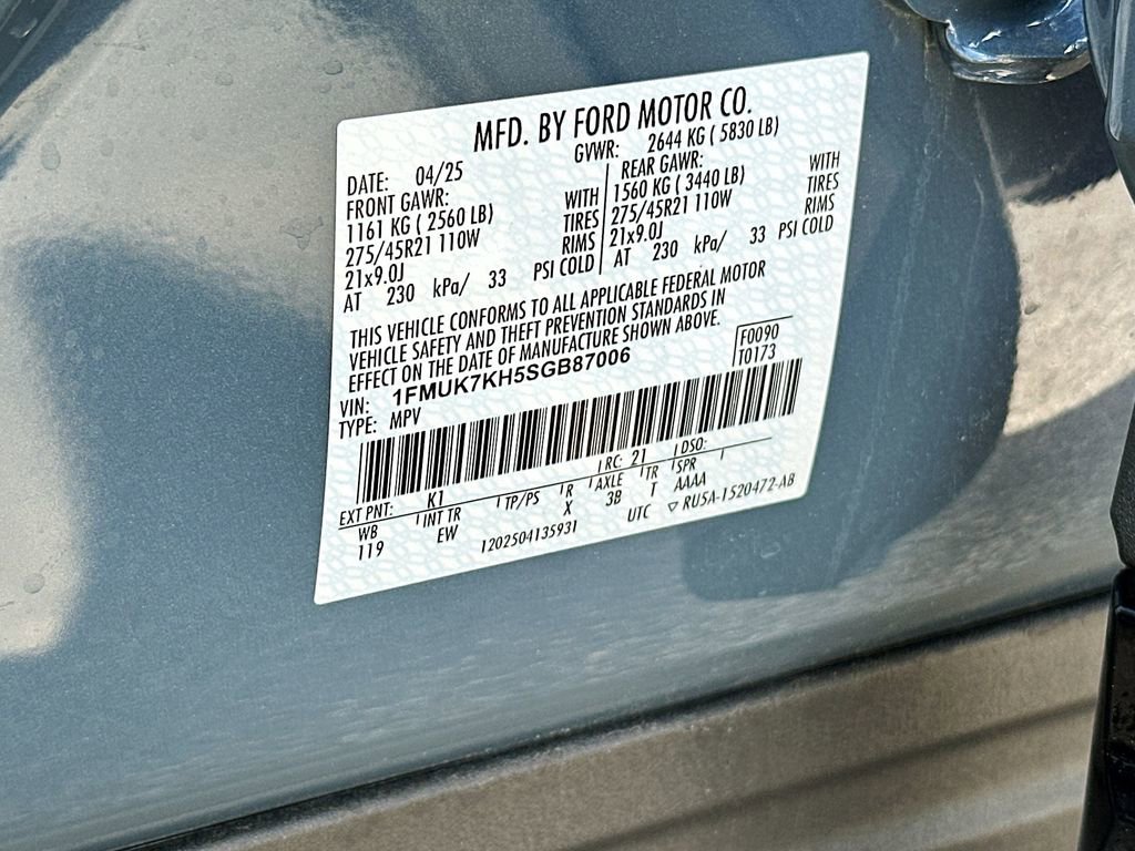 Certified 2025 Ford Explorer ST-Line w/ Premium Package RWD image 27