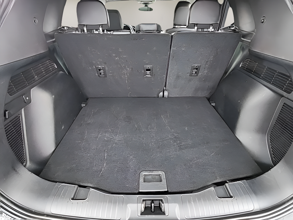 Certified 2024 Ford Escape Platinum AWD/4WD image 10