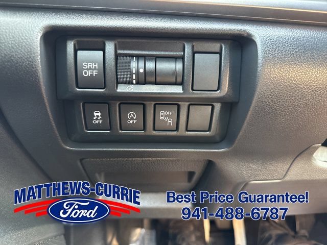 Used 2020 Subaru Crosstrek 2.0i Limited w/ Moonroof Package w/Navigation AWD/4WD image 25