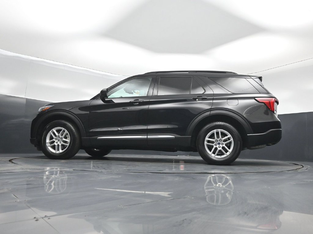 Certified 2025 Ford Explorer Active AWD/4WD image 55