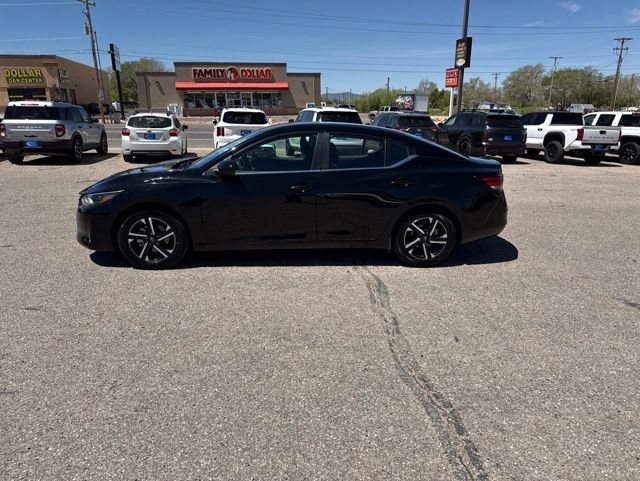 Used 2025 Nissan Sentra SV FWD image 8