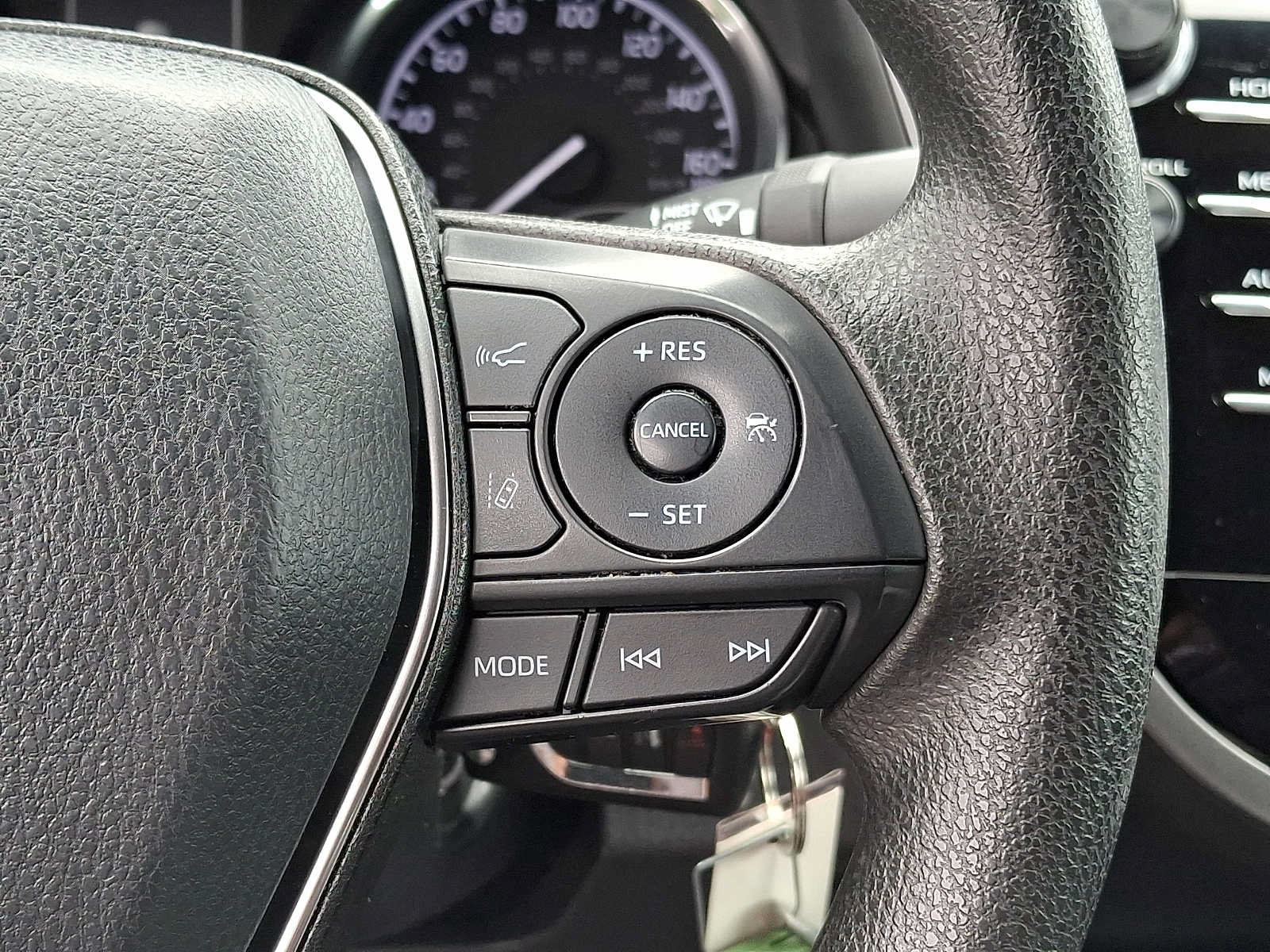 Used 2019 Toyota Camry LE FWD image 20