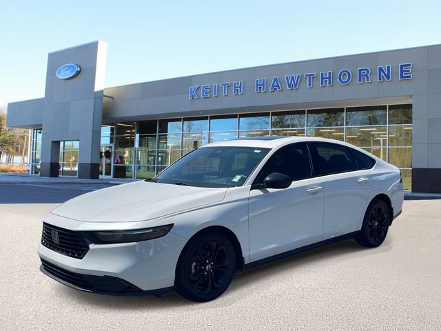 Used 2025 Honda Accord SE image 3
