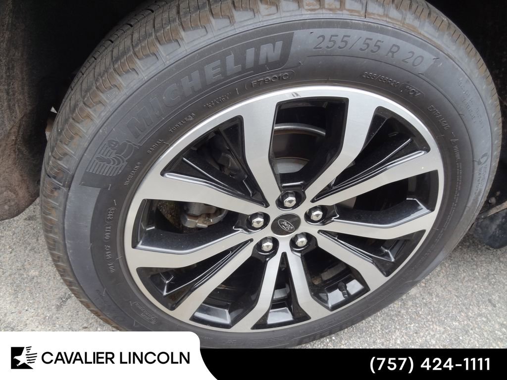 Certified 2022 Ford Explorer ST-Line w/ Class IV Trailer Tow Package AWD/4WD image 12