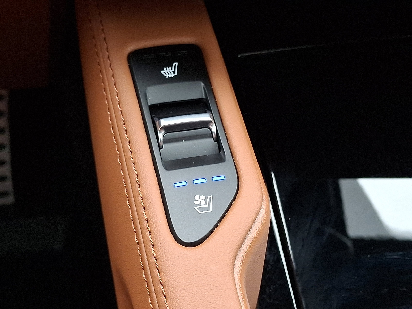 Used 2025 Kia Telluride SX X-Line AWD/4WD image 30