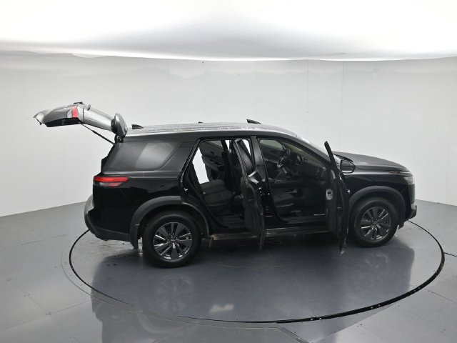 Used 2024 Nissan Pathfinder S FWD image 45