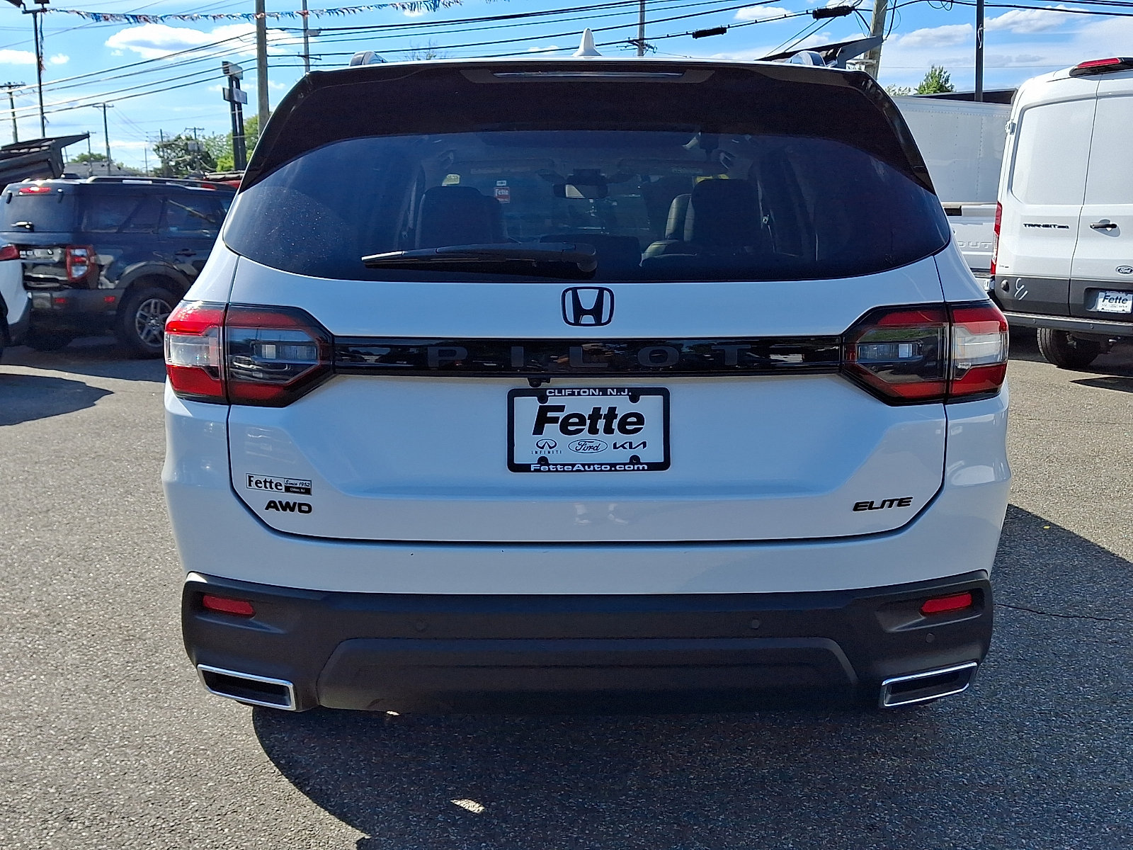Used 2023 Honda Pilot Elite image 5