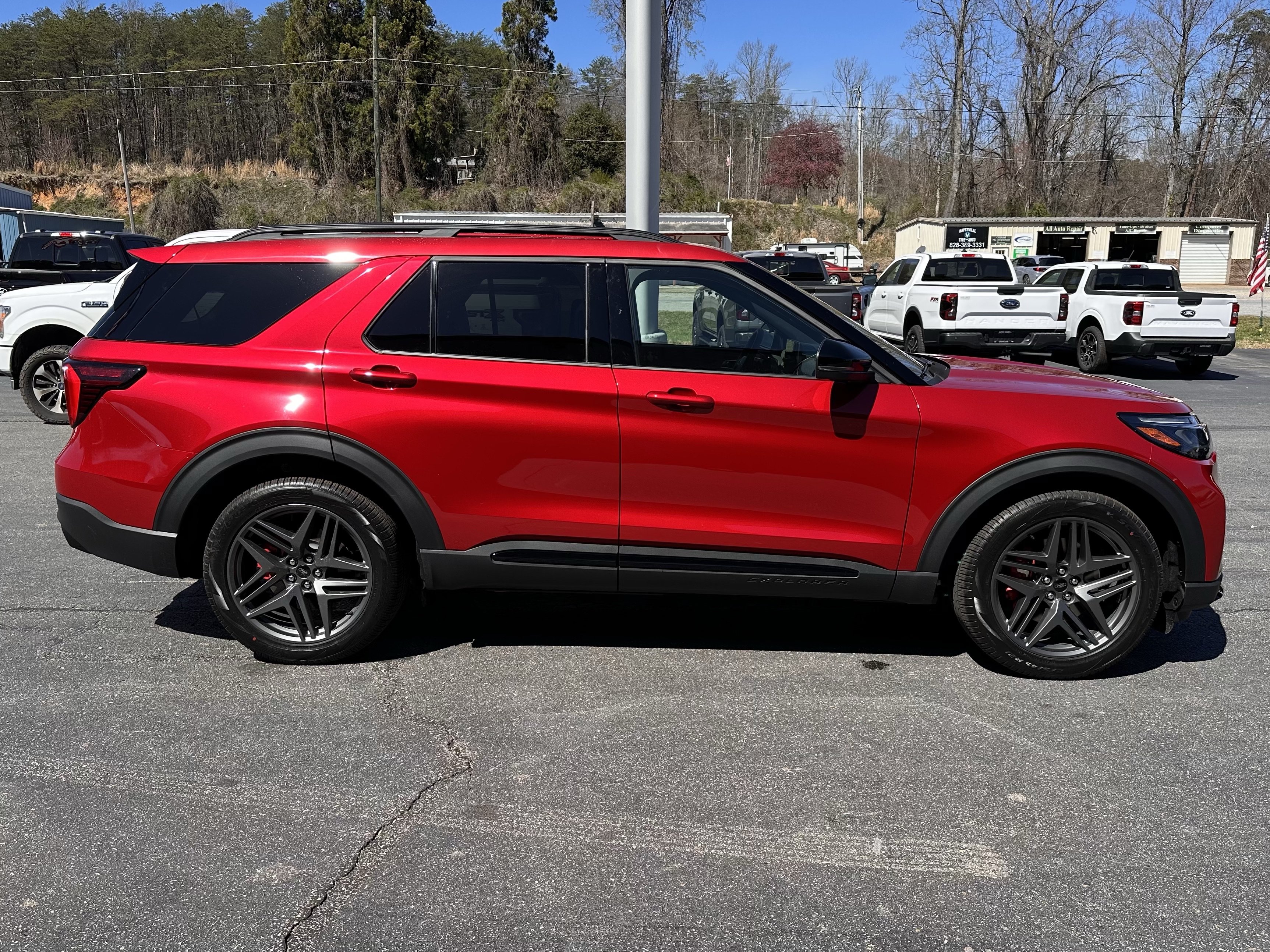 Certified 2026 Ford Explorer ST w/ Sun And Sound Package AWD/4WD image 4