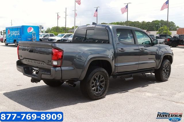 Used 2023 Toyota Tacoma SR5 w/ Technology Package AWD/4WD image 5