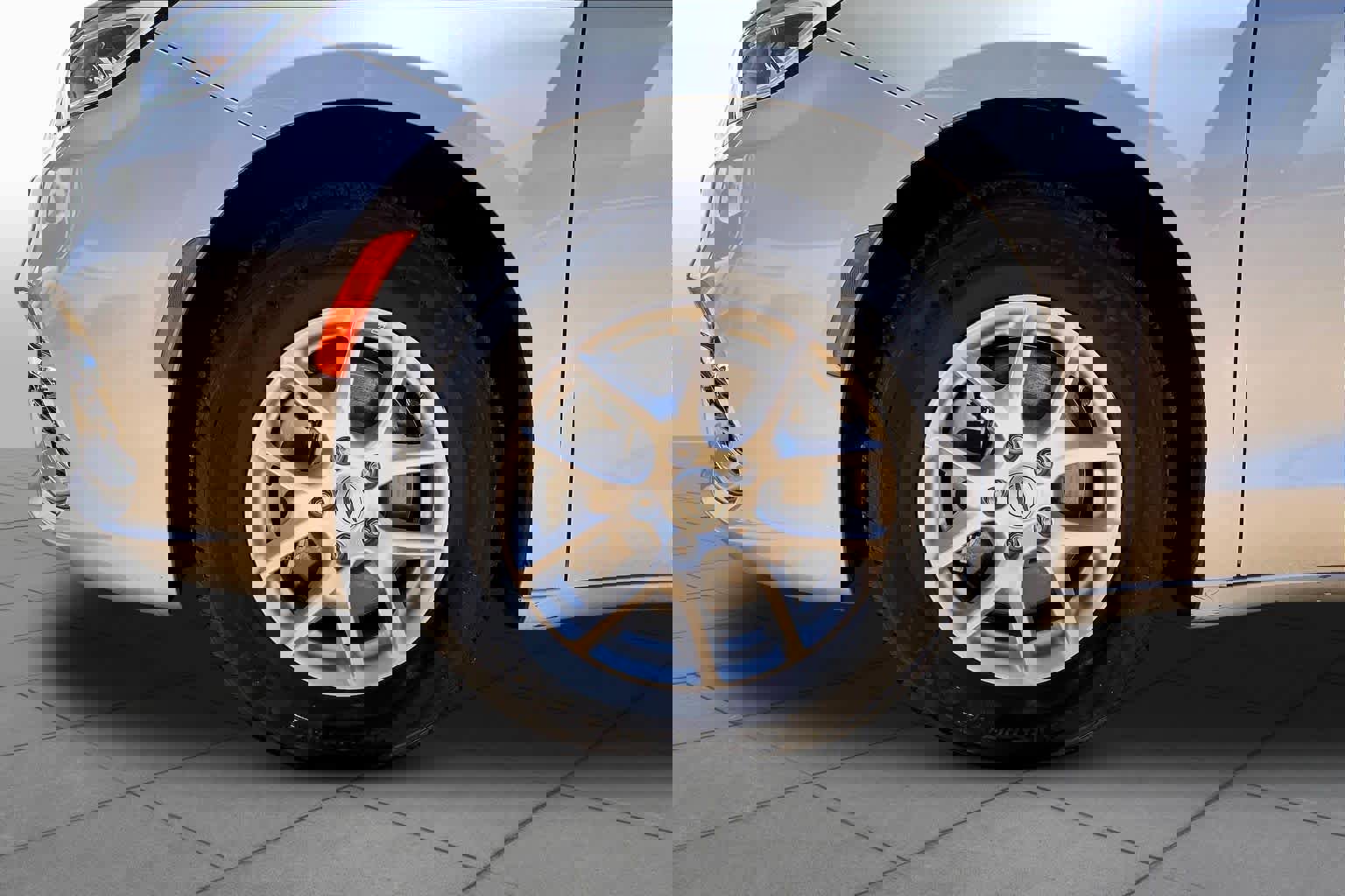 Used 2024 Chrysler Pacifica Touring-L image 13