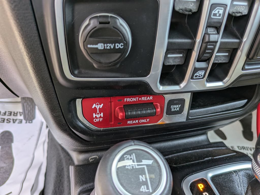 Used 2018 Jeep Wrangler Unlimited Rubicon AWD/4WD image 29