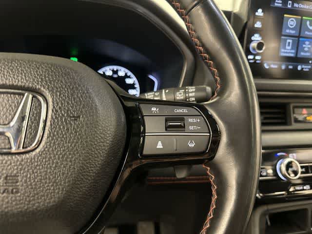 Used 2023 Honda Pilot TrailSport image 10