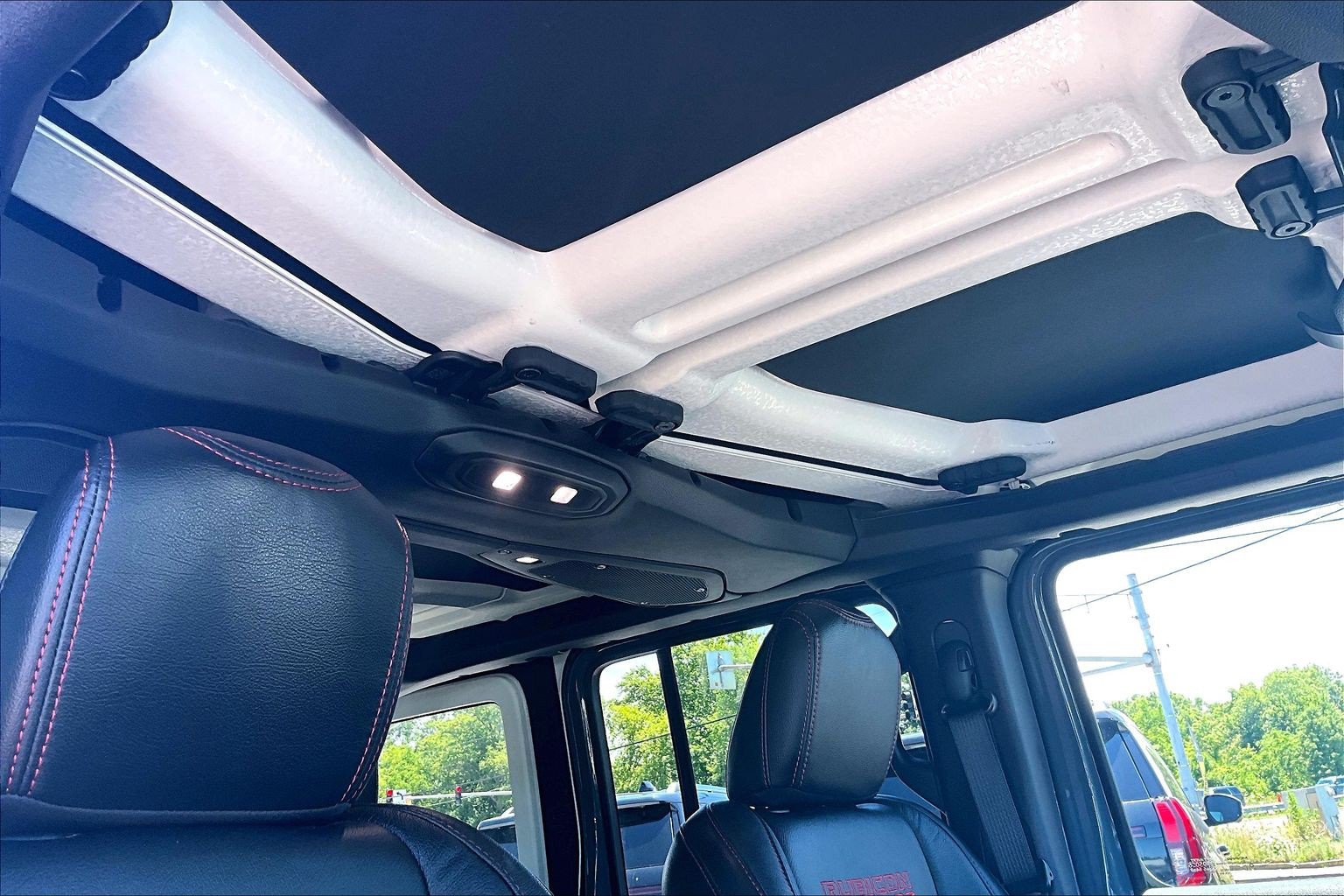 Used 2024 Jeep Wrangler Unlimited Rubicon 392 AWD/4WD image 22