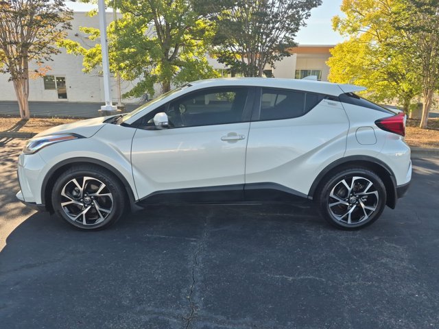 Used 2020 Toyota C-HR XLE FWD image 7