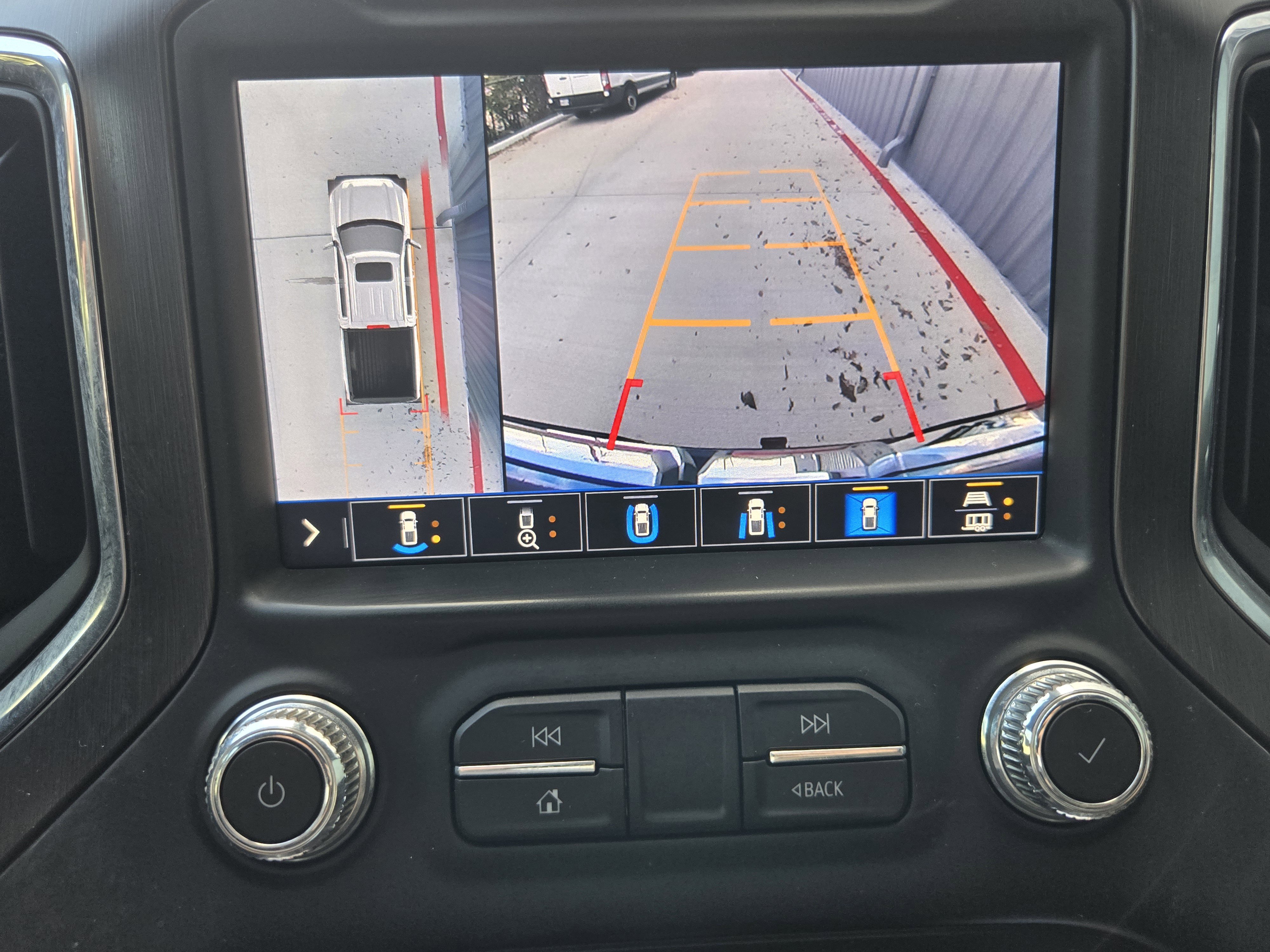 Used 2020 GMC Sierra 1500 AT4 w/ AT4 Premium Package image 13