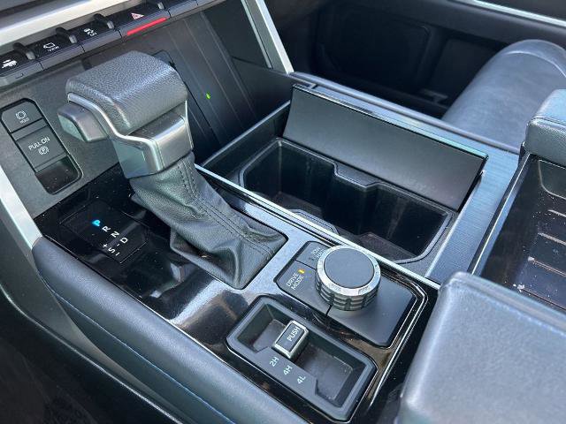 Used 2023 Toyota Tundra Platinum image 30