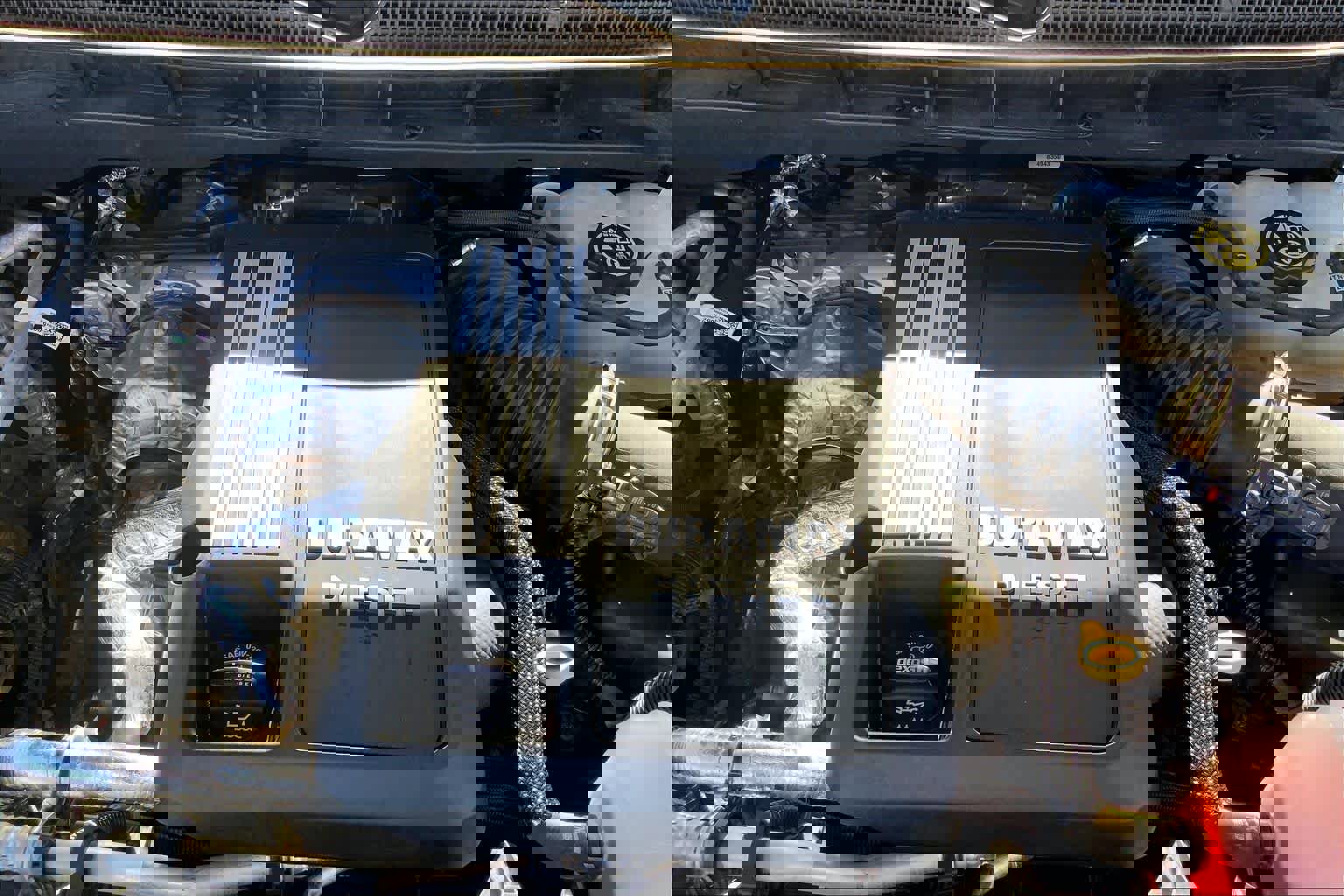 Used 2023 Chevrolet Suburban LT w/ Luxury Package image 32