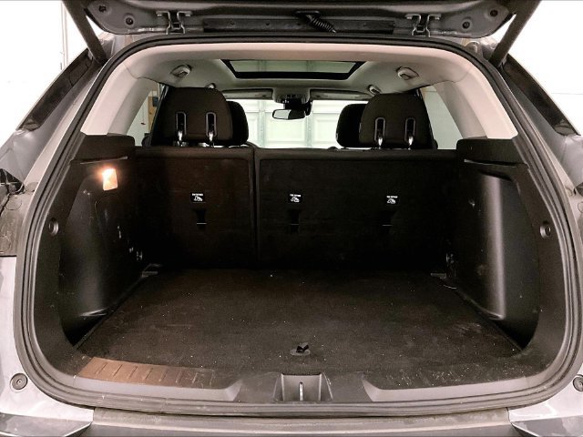 Used 2021 Chevrolet TrailBlazer LT w/ Sun and Liftgate Package AWD/4WD image 33