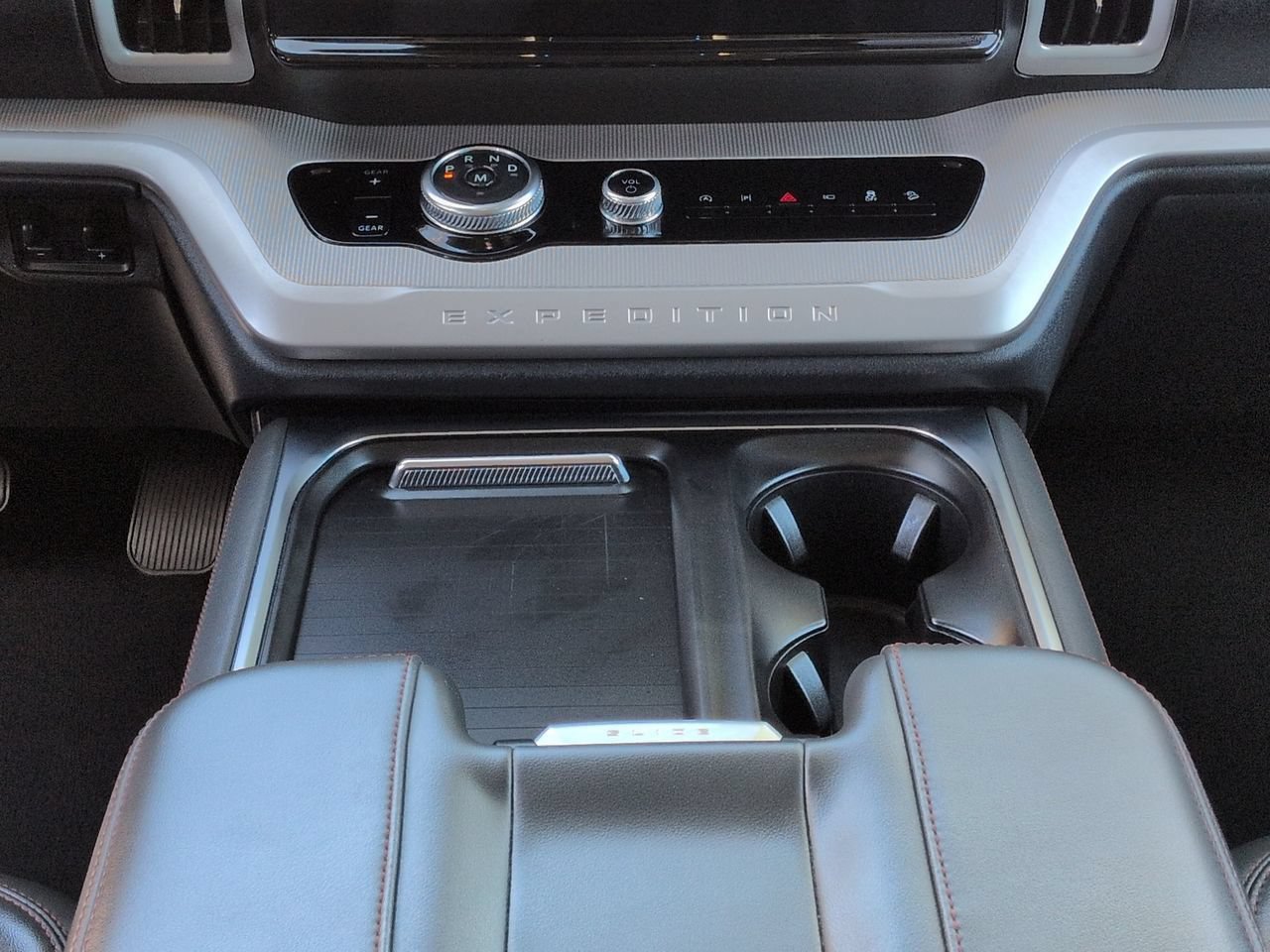 Certified 2025 Ford Expedition Max Active AWD/4WD image 18